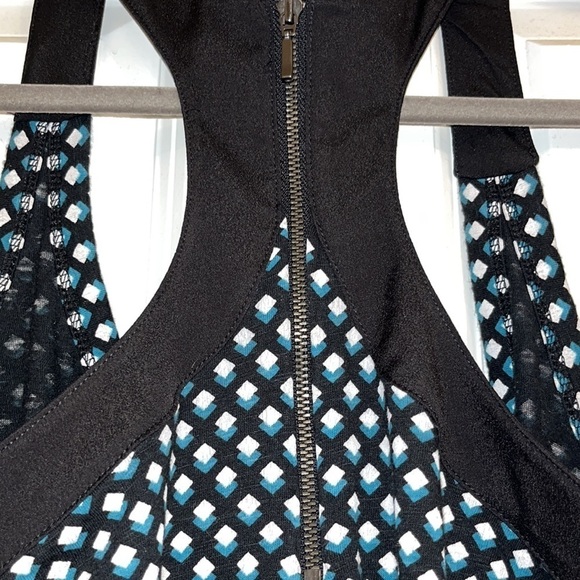 Banana Republic racer‎ back tank medium - Picture 6 of 6